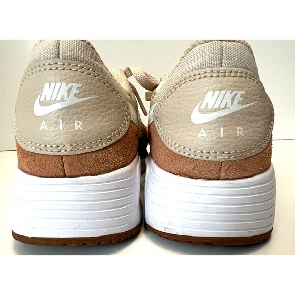 Nike Air Max SC sneakers in sanddrift/amber brown/white. Size 8.5(W), 7(M). - Picture 3 of 9